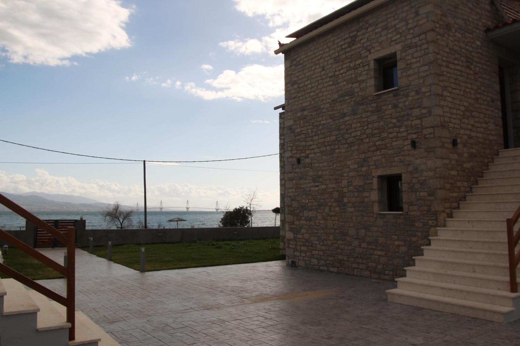 Santa Domenica Nafpaktos - Rooms And Apartments By The Sea Exterior foto