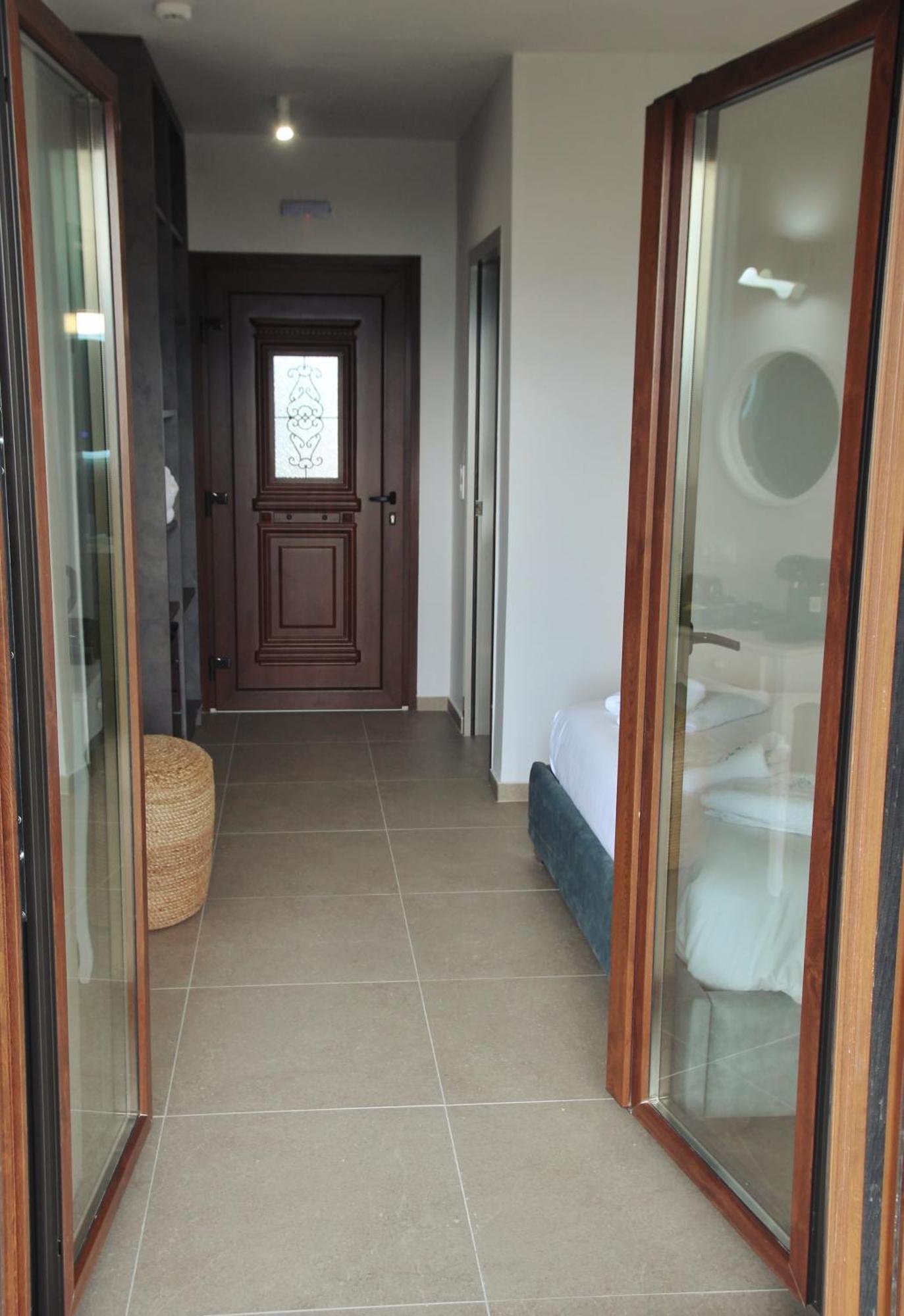 Santa Domenica Nafpaktos - Rooms And Apartments By The Sea Exterior foto